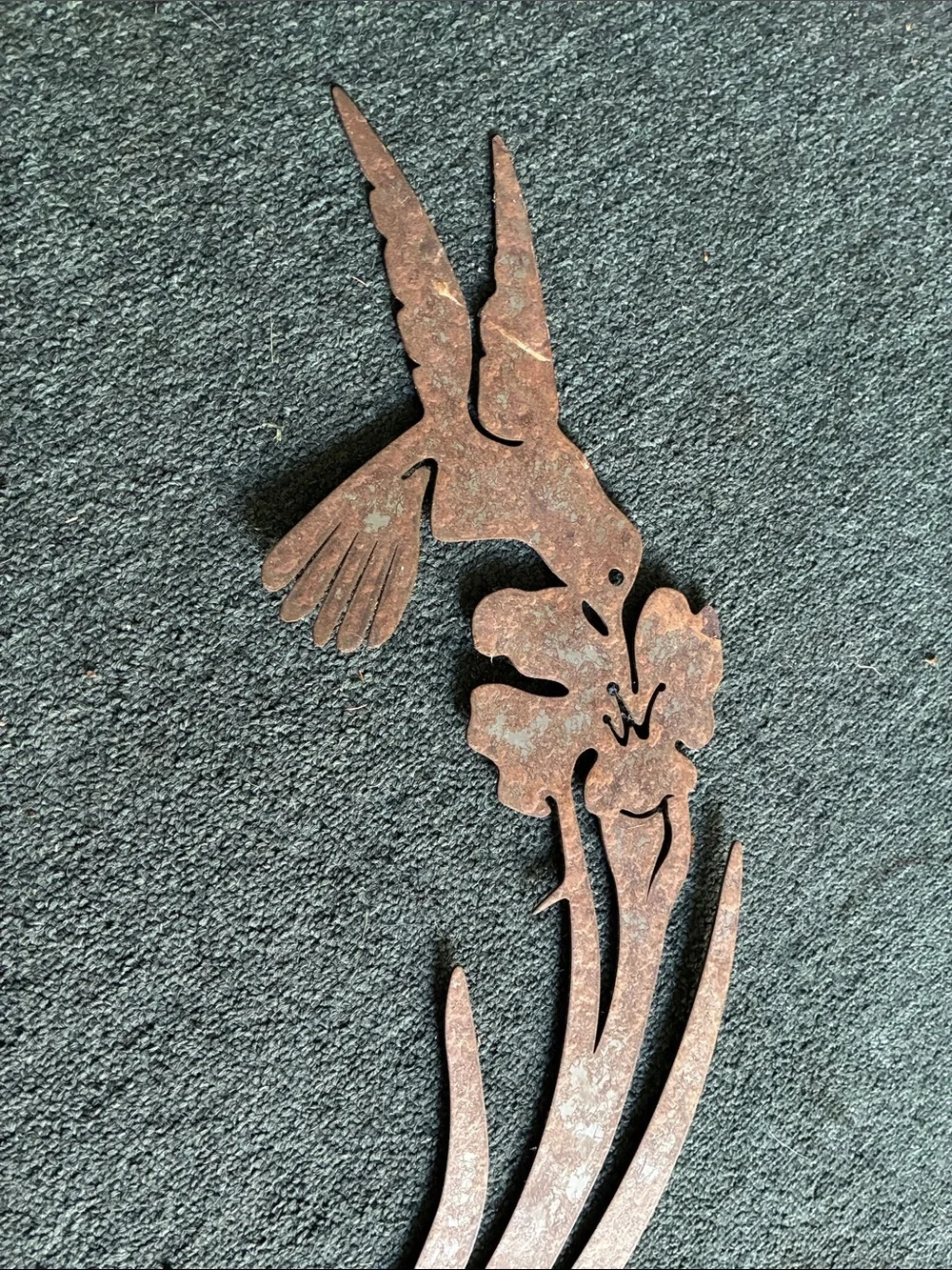 Vintage Rustic Hummingbird Wall/Garden  Decor - Brown Metal Accent